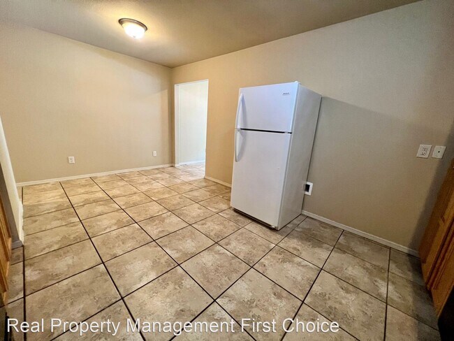 Building Photo - 2 br, 1 bath House - 5017A S 28th St