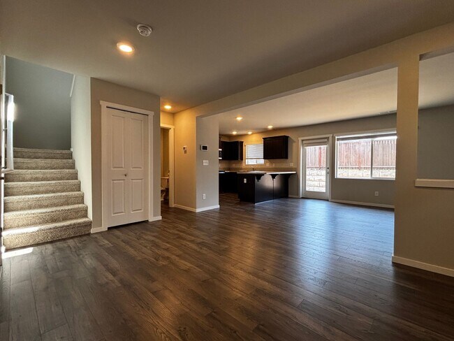 Foto del edificio - 18740 108th Ave E