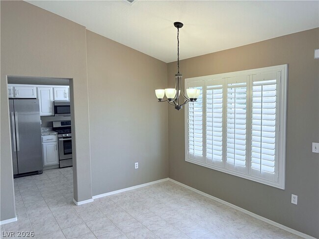 Foto del edificio - 9520 Ruby Hills Dr