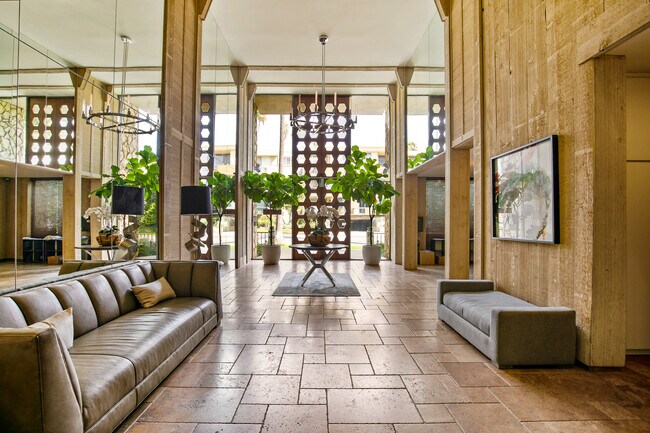 Foto del edificio - 809 S Bundy Dr