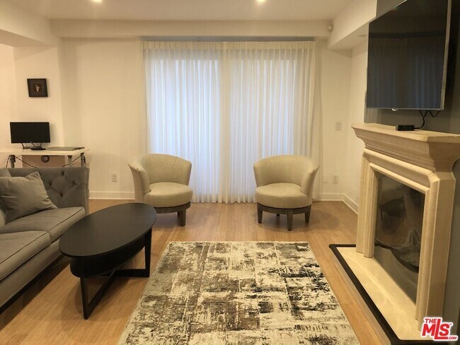 Foto del edificio - 2230 S Bentley Ave