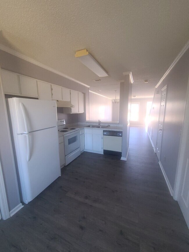 Building Photo - Stoney Run Apartments