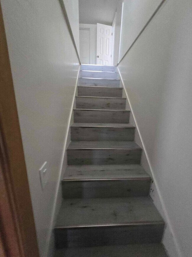 Foto del edificio - Awesome 4 bedroom 2 bath home