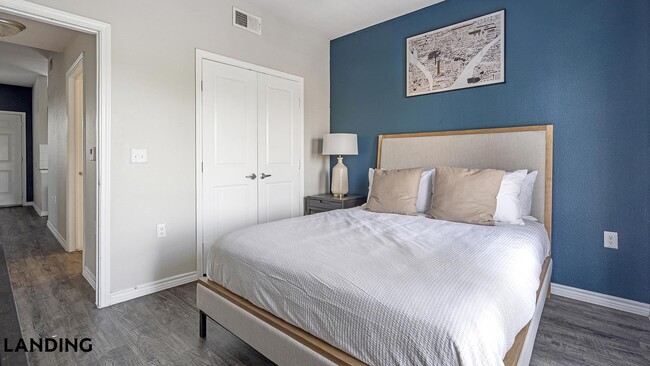Building Photo - 130 Camino De Oro