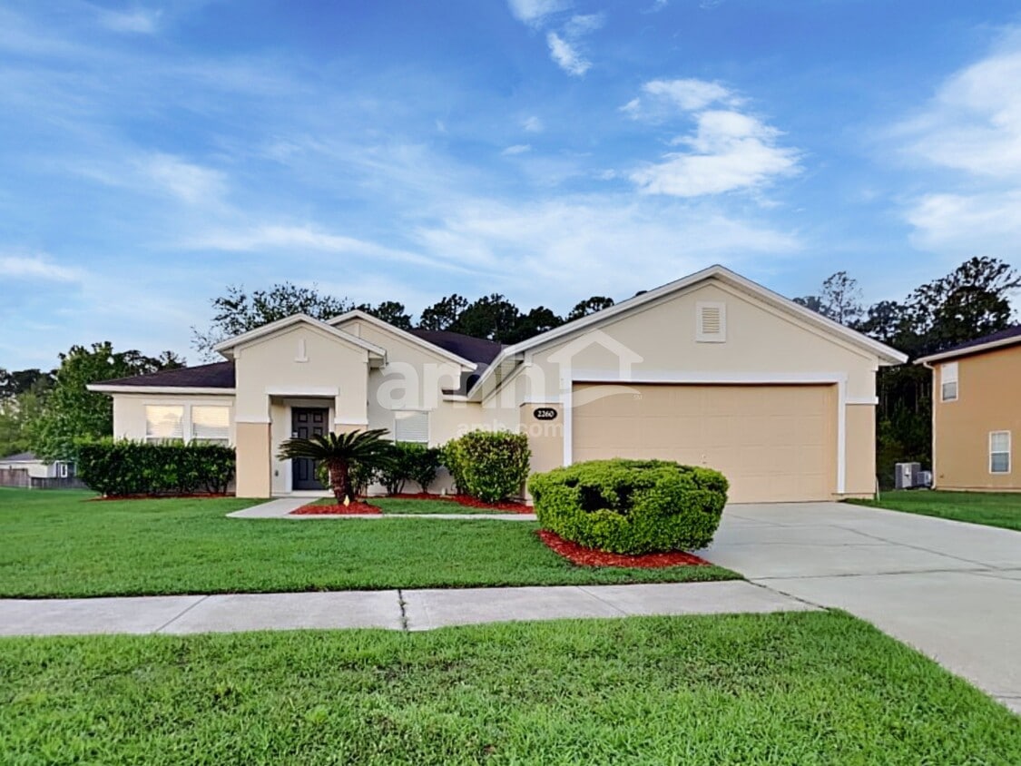 Foto principal - 2260 Brian Lakes Dr E