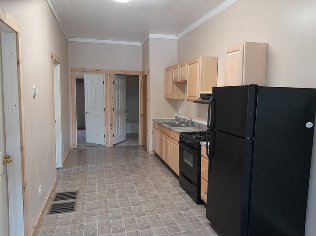 Foto del edificio - 107 S Pawling St