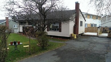 Building Photo - 24B Stephen Cross Dr