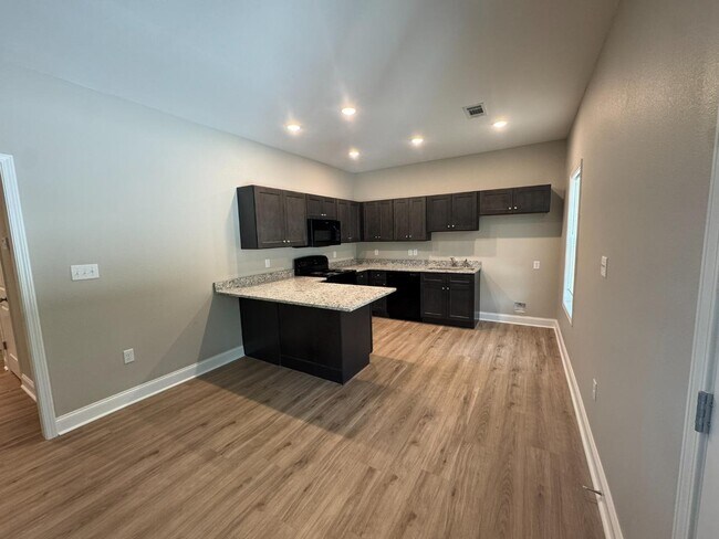 Foto del edificio - 714 S Spring St