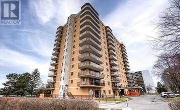 Building Photo - 257 Bath Rd