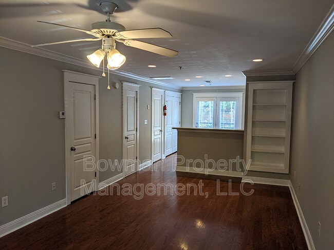 Building Photo - 660 Barnett Shoals Rd
