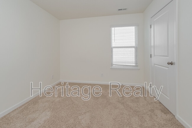Building Photo - 1005 Curly Top Ln
