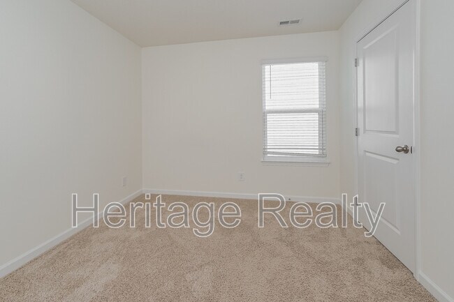 Foto del edificio - 1005 Curly Top Ln