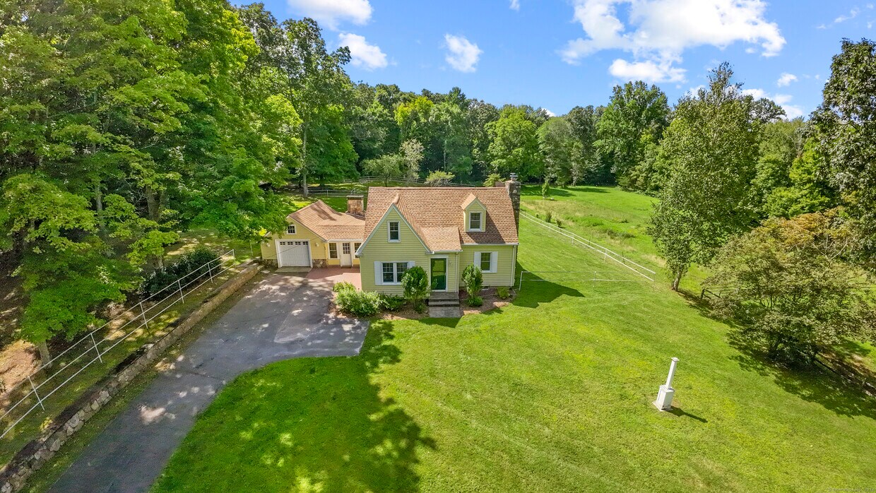 Foto principal - 26 Great Hillwood Rd