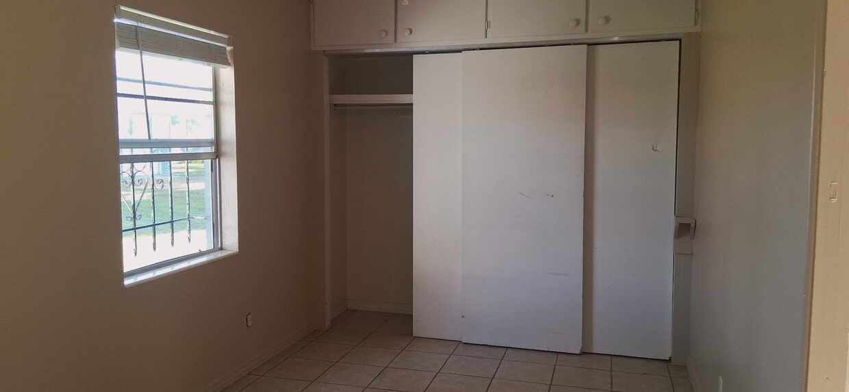 Foto del edificio - 1845 Orangewood Ave SW