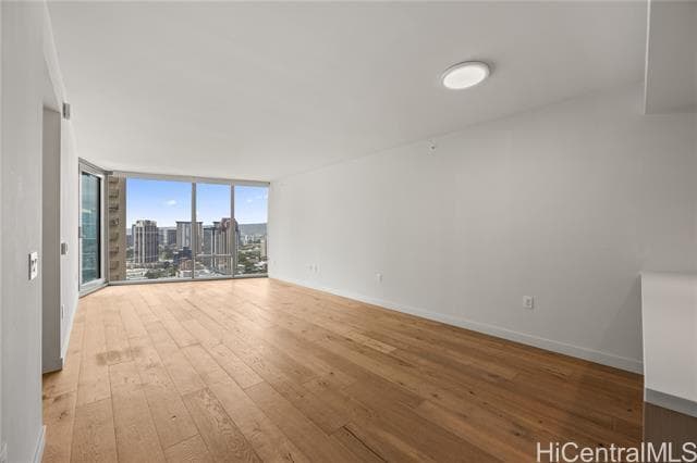 Foto del edificio - 1001 Queen St