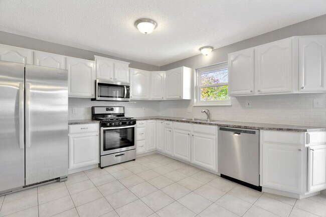 Foto del edificio - 6 Barkwood Trails Dr