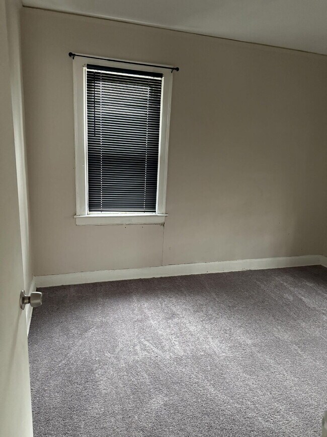 Foto del edificio - Your Next Home Awaits at 15840 Ardmore!