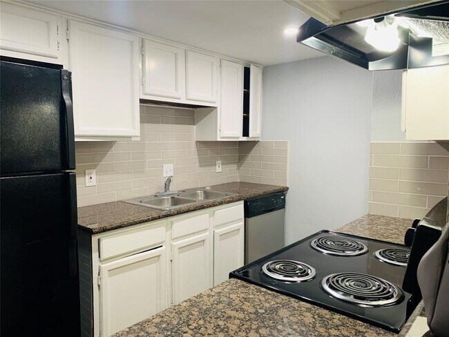 Foto del edificio - 9534 Pagewood Ln