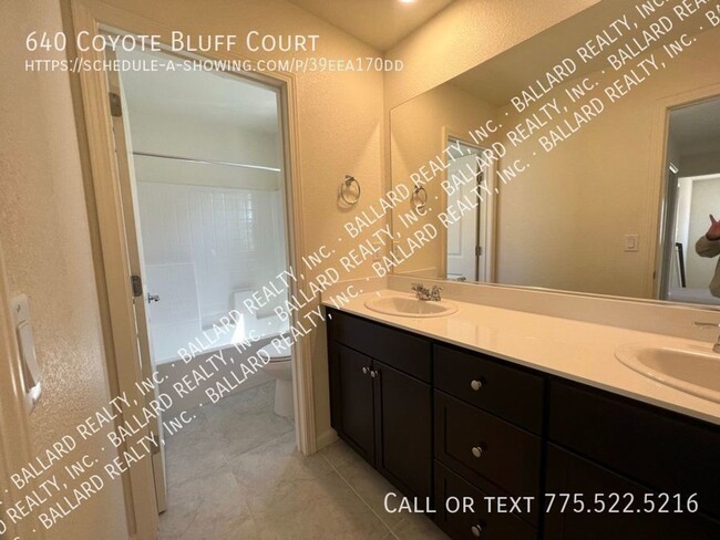 Building Photo - Charming 3-Bedroom Home for Rent in North ...