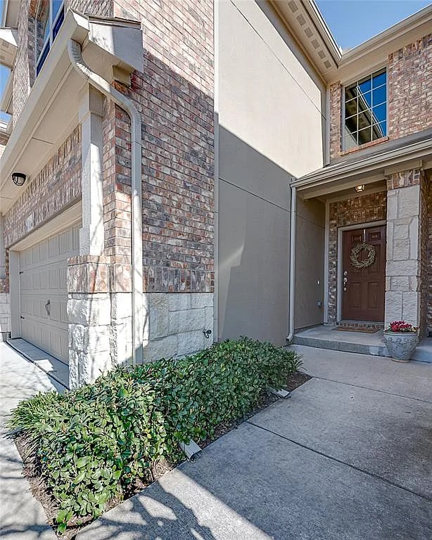 Photo - 6616 Rutherford Rd Townhome