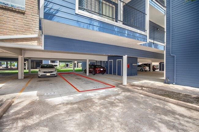 Foto del edificio - 18511 Egret Bay Blvd