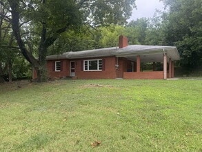 Building Photo - 401 Salem Ave