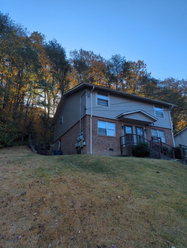 Building Photo - 5108 Old Trail
