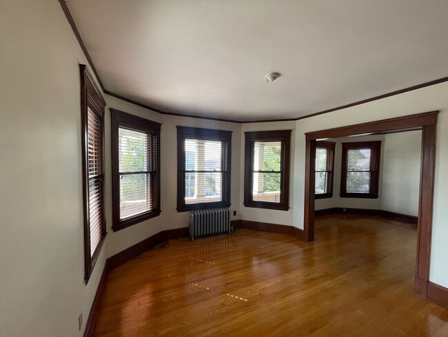 Building Photo - 138 North St