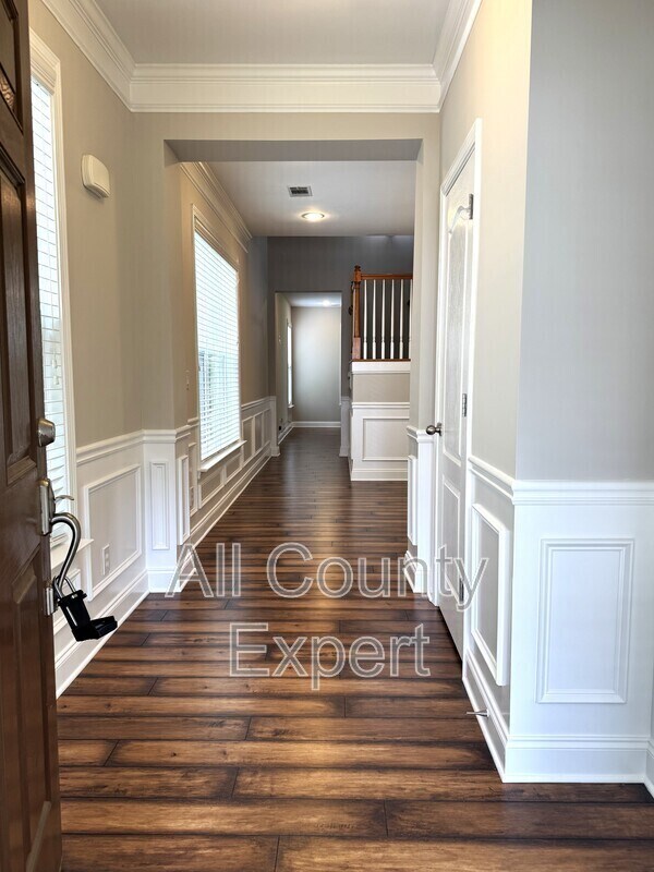 Foto del edificio - 6020 Falls Landing Dr