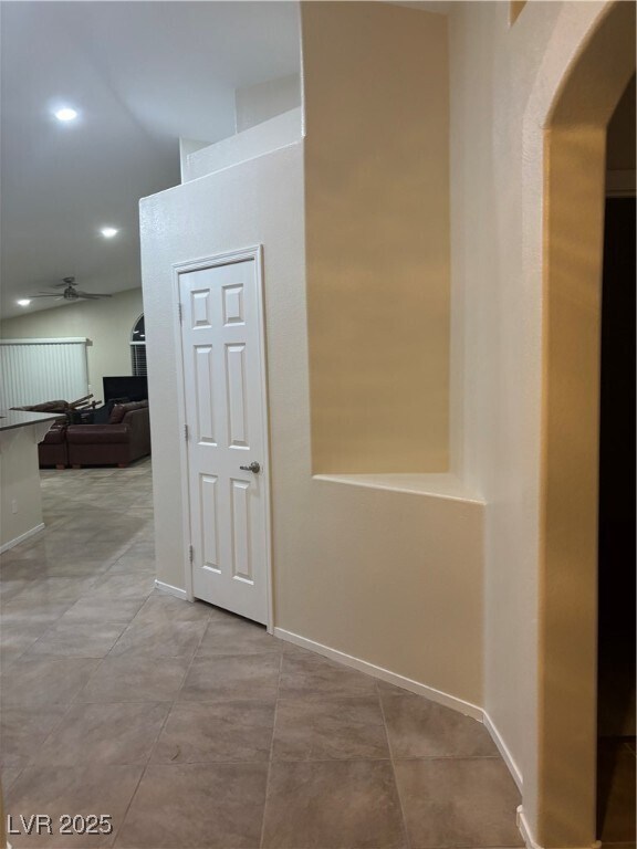 Foto del edificio - 3193 Castle Canyon Ave