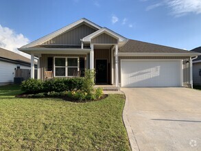 Building Photo - 5240 Peach Dr