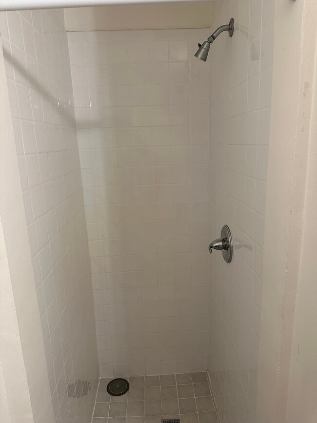 Foto del edificio - 5127 1/2 Marathon St