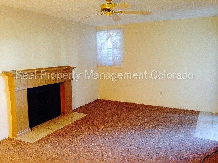 Primary Photo - 15202 E Hampden Cir