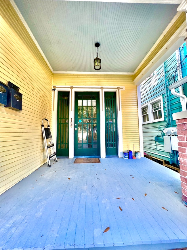 Photo - 7728 Sycamore St Apartments