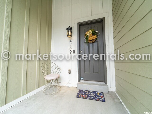 Building Photo - 4269 S Haven Park Way