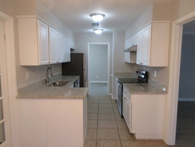 Foto del edificio - 547 Bellehurst Dr