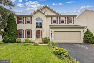 Building Photo - 5135 Olivia Way