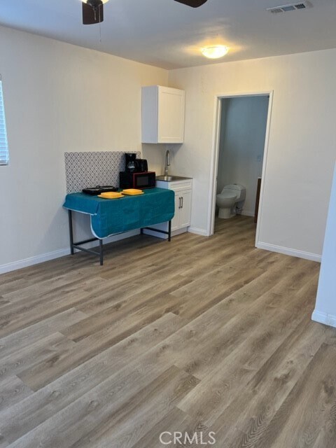 Foto del edificio - 4792 Leroy St N