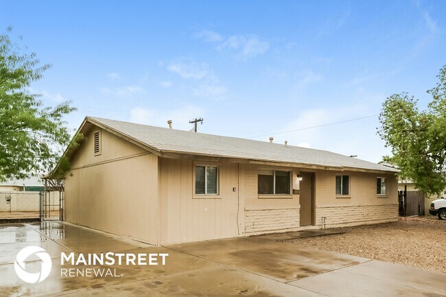 Building Photo - 6353 W Keim Dr