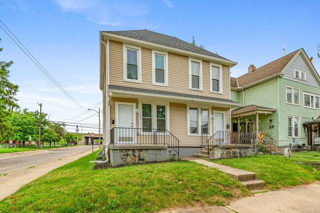 Foto del edificio - 837 Campbell Ave