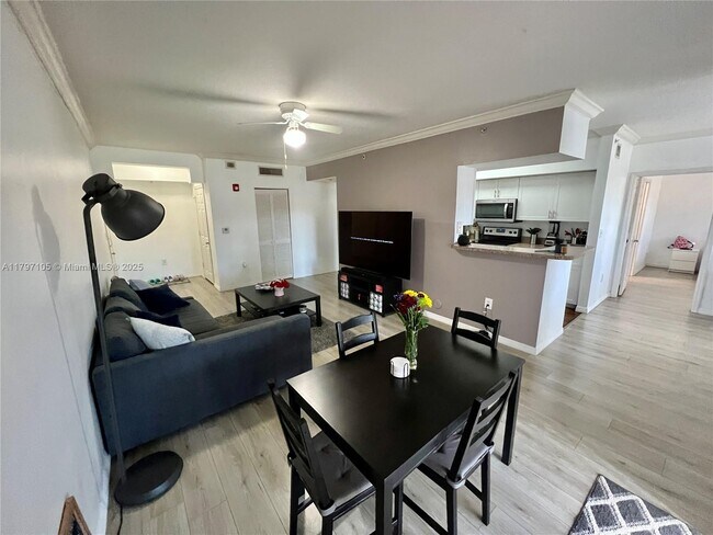 Foto del edificio - 101 SW 117th Ave