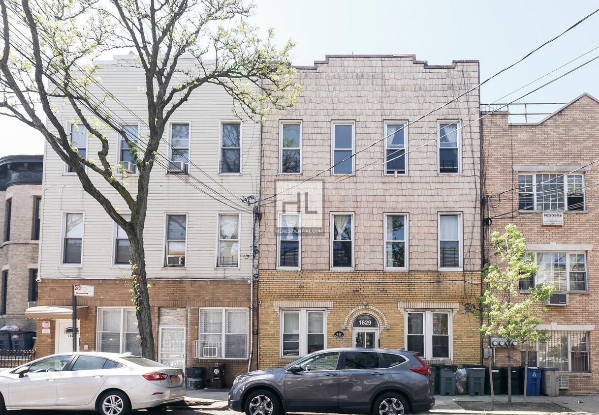 SUMMERFIELD STREET Apartment for Rent in Queens, NY