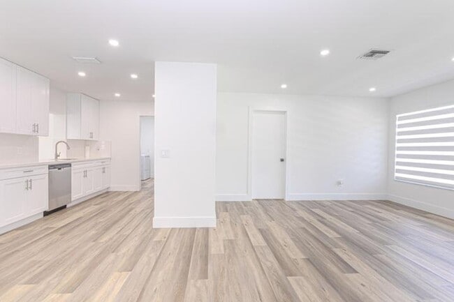 Foto del edificio - 1717 16th Ct N