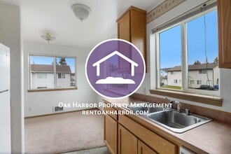 Building Photo - 1384 NW Falls Creek Loop
