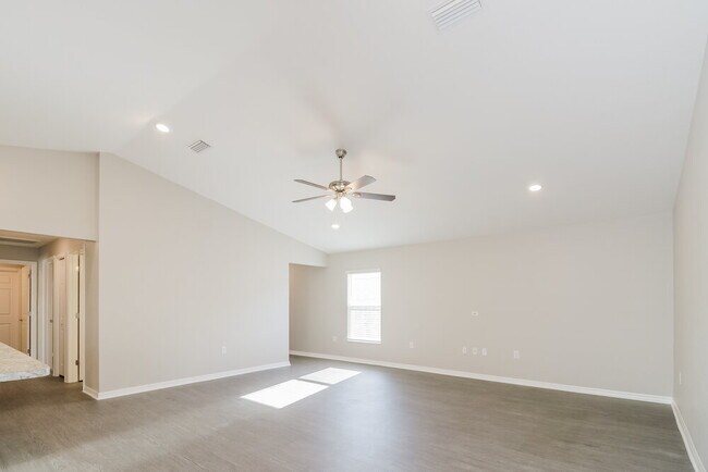 Foto del edificio - 11821 Stone Pine St