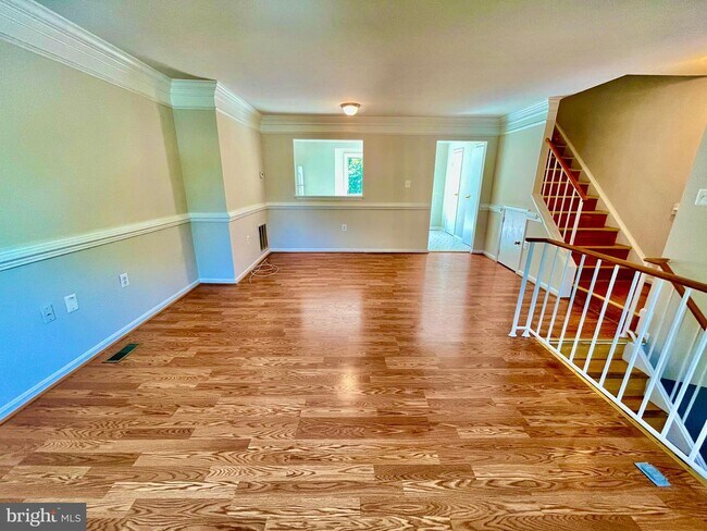 Foto del edificio - 7341 Rokeby Dr