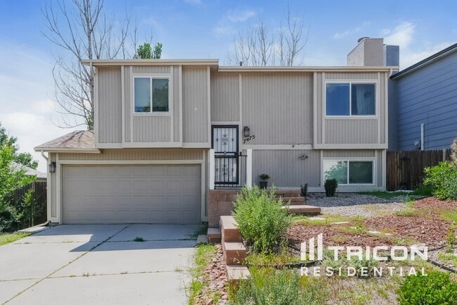 Building Photo - 7475 Churchwood Cir