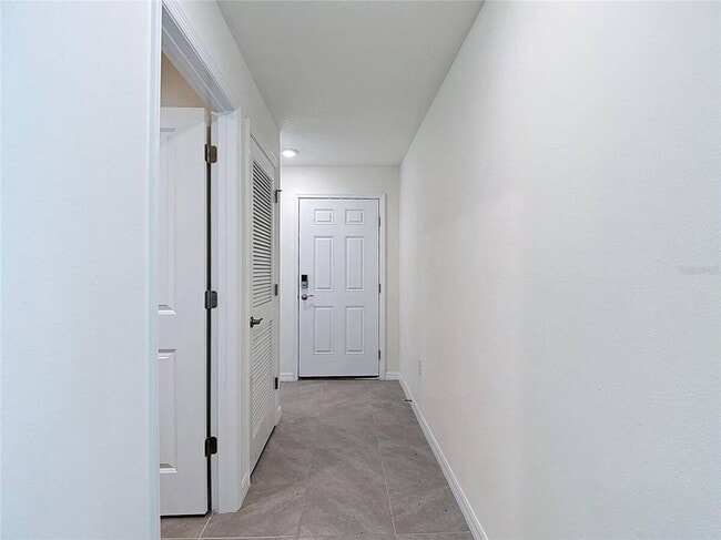 Building Photo - 31115 Silver Stage Dr