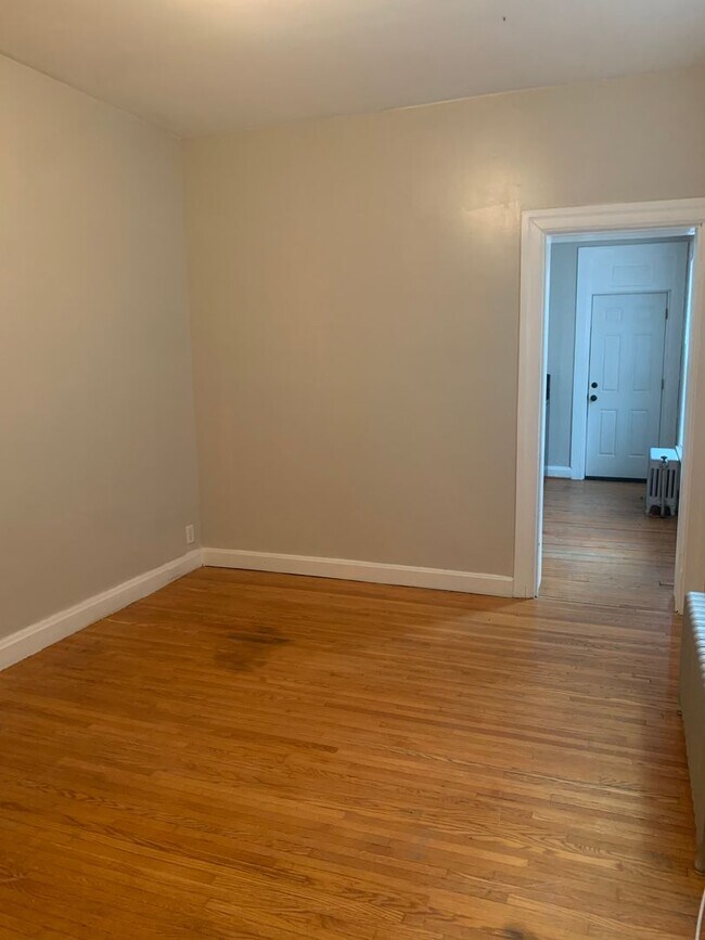 Foto del edificio - 645-647 S. Potomac Street