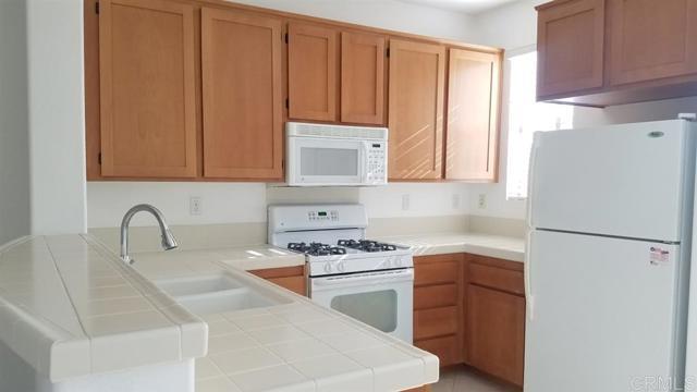Foto del edificio - 1171 Elfin Forest Rd E